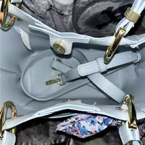 Steve Madden Purse. Crossbody Strap.